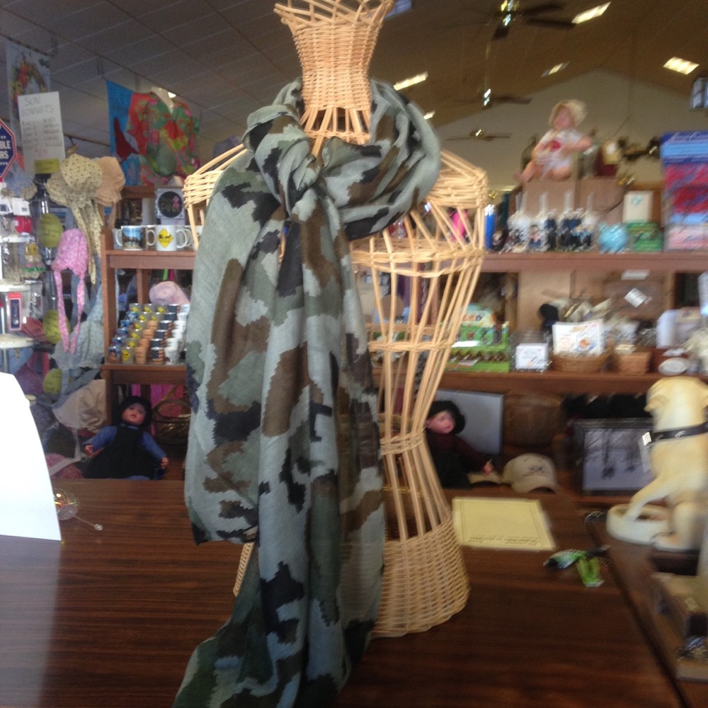 Camo scarf